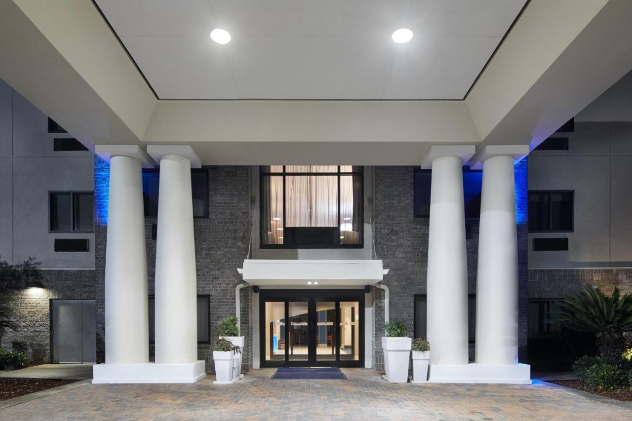Holiday Inn Express Hotel & Suites Pensacola-West Navy Base By Ihg Beach Haven Kültér fotó