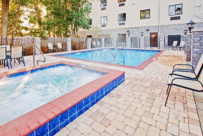 Holiday Inn Express Hotel & Suites Pensacola-West Navy Base By Ihg Beach Haven Kültér fotó